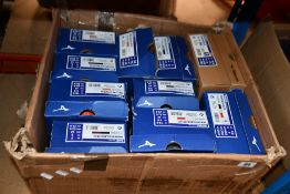 Ten pairs of assorted as new Mizuno sports footwear to include MRL Sala Club Indoor and Monarcida
