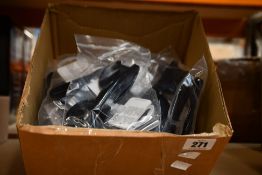 Twenty five pairs of as new Foster Grants Glasses (Various styles).