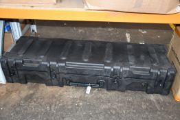 A pre-owned Dutch Hill heavy duty tripod with winch attachment, a DeWalt DCD791 Drill Driver with