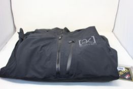 A men's Burton AK Gore Cycling Jacket in black (L) (Note: This item is as new but requires