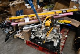 A quantity of tools and related items including Dewalt, Silverline and Stablia.