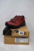 A pair of as new Salomon OUTline GTX W in Apple Butter/Black/Brick Dust (Size UK 6).