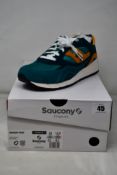 Two pairs of boxed as new Saucony Shadow 6000 Sneakers - Green/Orange (M UK9, W UK 9.5).