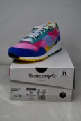 A pair of boxed as new Saucony Shadow 5000 Patchwork Sneakers - Multi (UK M 9, W 9.5).