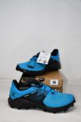 A pair of men's boxed as new Salomon Wildcross 2 GTX Running Shoes - Reef/Black/Mallard (UK 10.5).
