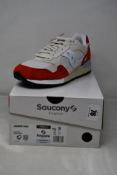 Two pairs of boxed as new Saucony Shadow 5000 Sneakers - White/Red (UK 8).