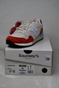 Two pairs of boxed as new Saucony Shadow 5000 Sneakers - White/Red (UK 8).