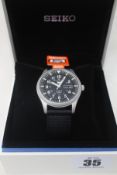 A men's boxed as new SEIKO 5 Automatic Black Dial Watch.
