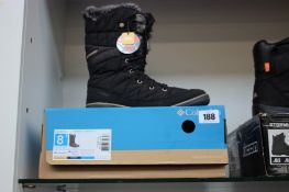 A pair of women's boxed as new Columbia Heavenly Omni-Heat Snow Boots (UK 6.5).