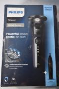 A boxed as new Philips 5000 Series Shaver 55588
