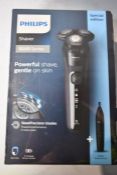 A boxed as new Philips 5000 Series Shaver 55588