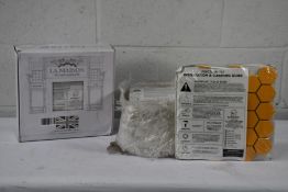 La Maison ceramic hexagon golden honey in matt tiles, twenty seven sheets, 272x282mm per sheet