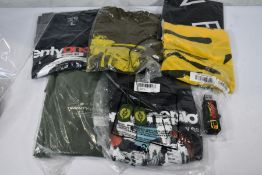 A quantity of as new Twenty One Pilots Merchandise to include 5x T-Shirts, 1x Sweatshirt and 2x Flag