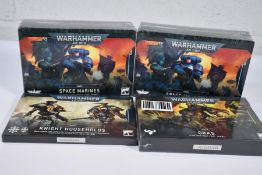 Two packs of Warhammer 40,000 Space Marines index cards 72-48, a pack of Warhammer 40.000 Knight Hou
