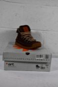 A pair of boxed as new Art 0615 Skyline Boots - Pleasant Brown (EU 41).