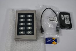 A boxed as new Sotec RF10T Wireless Bumpbar with USB Receiver.