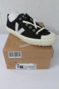 A pair of women's boxed as new Veja Nova Canvas Black Pierre (UK 7).