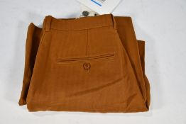 An as new pair of Kenzo Paris Cropped Pants in Dark Caramel, Size 38.