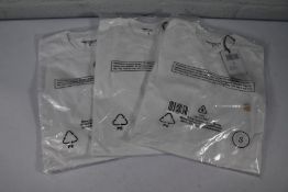 Three as new Carhart (Work In Progress) Chase T-Shirts - White (S).