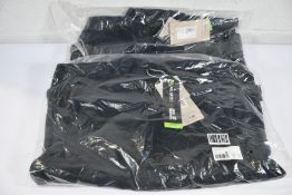 Two as new Jack Wolfskin Taunus HZ Fleece Jackets in Black, Both Size L.