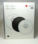 A boxed as new Roborock S6 Robot Vacuum Cleaner in Black (EAN: 6970995780925) (Box sealed).