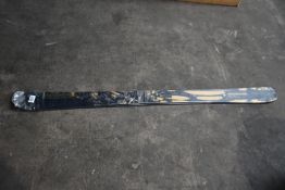 A pair of K2Snow F22 Mindbender 99TI ski's, size 172.