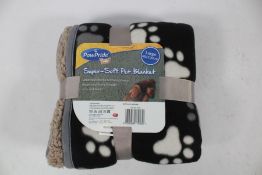 Nine as new Paw Print Super-Soft Pet Blanket - PawPride (80 x 100cm).