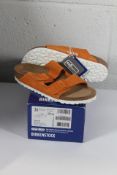 An as new pair of Birkenstock Arizona BS Narrow Fit Sandals in Russet Orange Suede, Size UK 3.5.