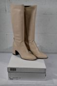 A pair of women's boxed as new Equitare Gracie Boots - Napa Soft Cream (EU 39).
