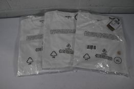 Three as new Carhart (Work In Progress) Chase T-Shirts - White (XL).