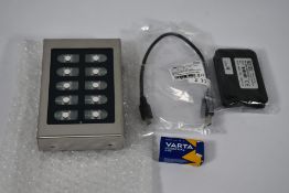 A boxed as new Sotec RF10T Wireless Bumpbar with USB Receiver.