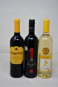 Twelve bottles of wines to include Campo Viejo, Black Label and Barefoot (Over 18s only).