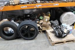 A large quantity of auto parts/accessories and related.