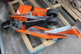 A Terrateck Paper Pot Transplanter, item is unchecked and may be incomplete.
