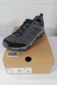 A pair of men's boxed as new Merrell Moab 3 Gore Tex - Granite/Poseidon (UK 8).