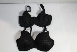A Marie Jo Avero black padded heart shape bra (Size UK 40 D) and a Prima Donna black Negro Madison b