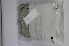 An as new pair of American Vintage Ganow light Heather grey jogging bottoms (Size XS).