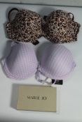 A Marie Jo Jude Pot Pouri bra (Size UK 40 D), a Marie Jo Avero Tiny Iris Avero bra (Size UK 34 E) a