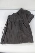 A pair of men's as new Benklark Off Court Pleated Pants - Grey (L).