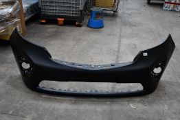 A Peugeot Partner 2015 front bumper