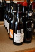 Twelve bottles of assorted wines to include Savigny-Les-Beaune, Quinta Da Gaivosa and Seicaselle, Va