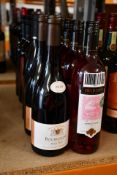 Twelve bottles of assorted wines to include Hardys, Hayes & Finch, Bourgogne and Chateauneuf-du-Pape