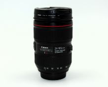 A pre-owned Canon EF 24-105mm f/4L IS II USM Zoom Lens (Grade B/C).