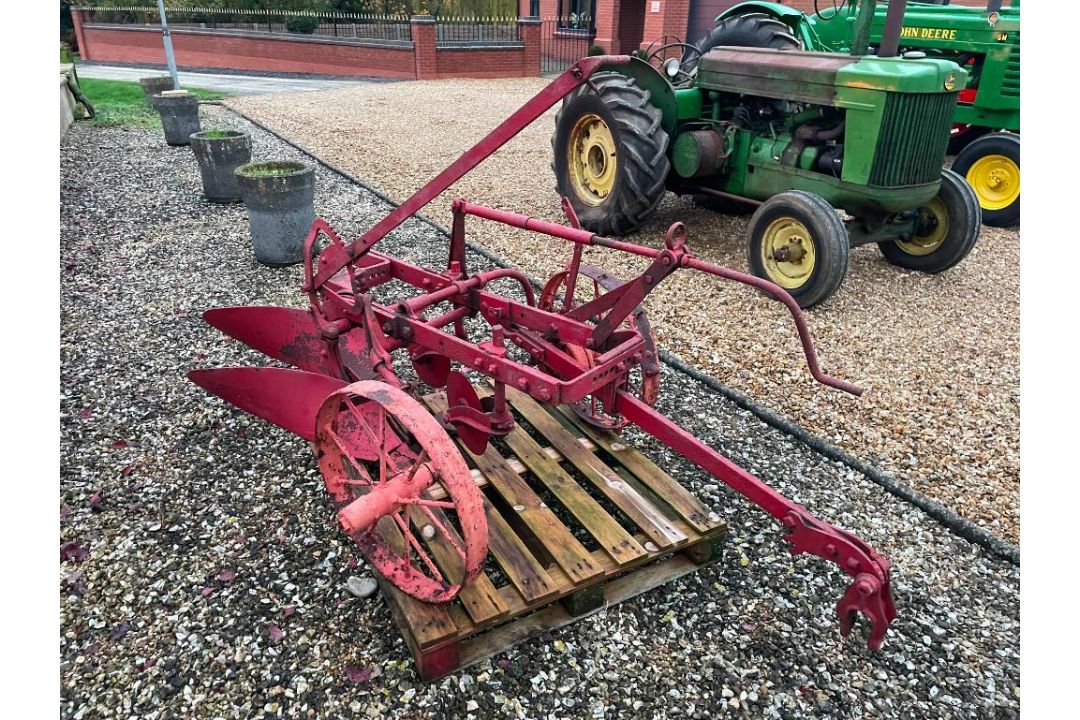 Conventional 2 furrow trailed plough - Image 3 of 3
