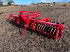 2013 HEVA 4m front roller with levelling boards, linkage mounted. Serial No: 707193