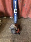 Torque wrench and magnets