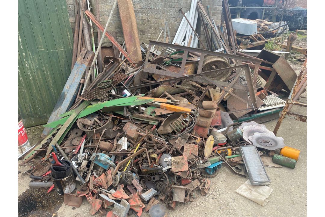 Quantity mixed metal