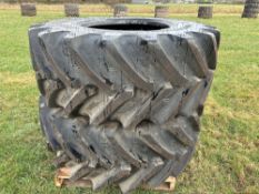 Pair of BKT 600/70R30 tyres (brand new)