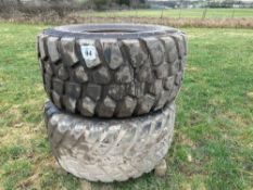 Pair of 560/60R22.5 floatation tyres and wheels