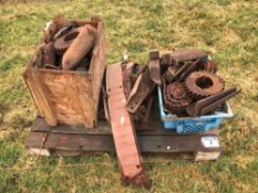 Qty of TEBBE spreader parts